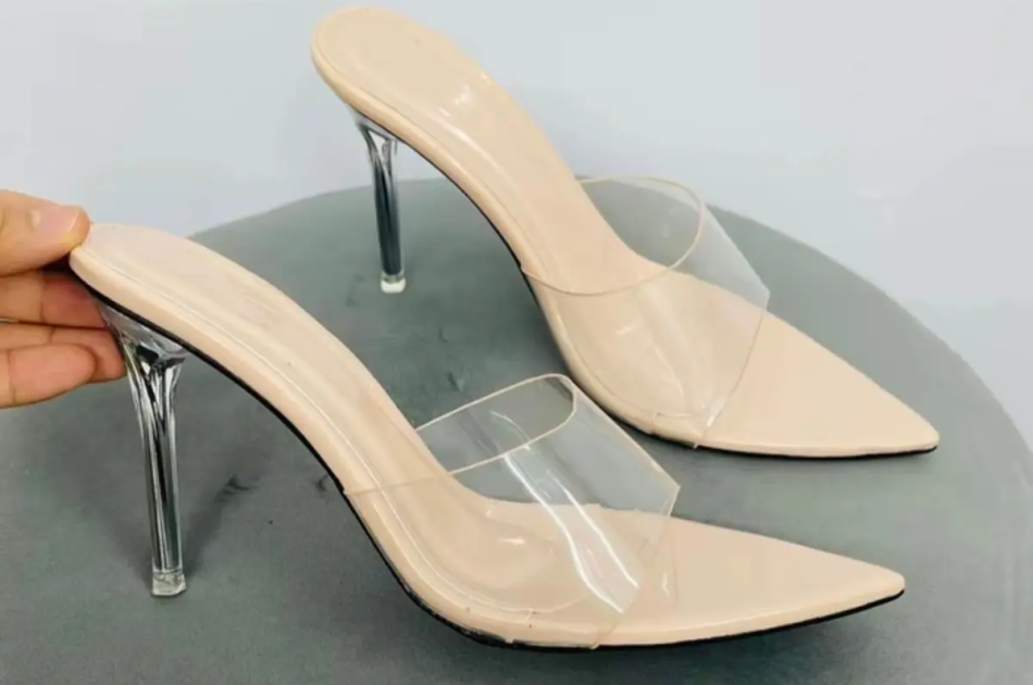 Giày cao gót mũi nhọn bảng mica quai trong gót cao 9p dành cho nàng đi chơi