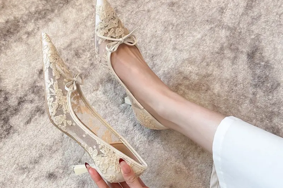 Giày cao gót mũi nhọn BALL LƯỚI HOA gót cao 7cm