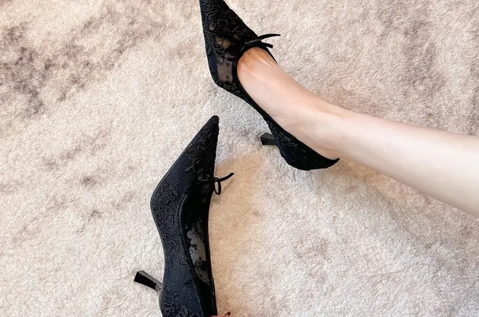 Giày cao gót mũi nhọn BALL LƯỚI HOA gót cao 7cm