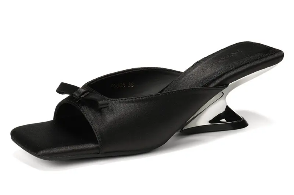 Giày Sandal Nữ Thời Trang Mùa Hè ĐẾ THUYỀN NƠ TẦNG H91