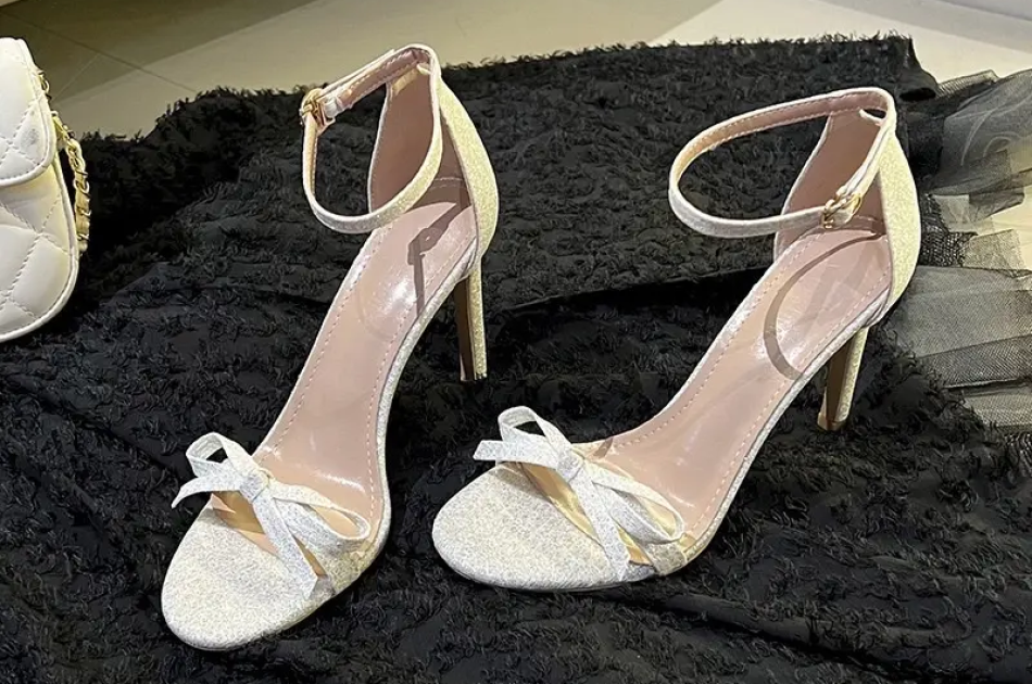Giày Sandal Nữ Mẫu Mới - Thiết Kế Sang Trọng & Thoải Mái