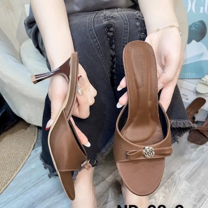 Giày Sandal Nữ Nơ tầng khóa Hoa Sang Trọng