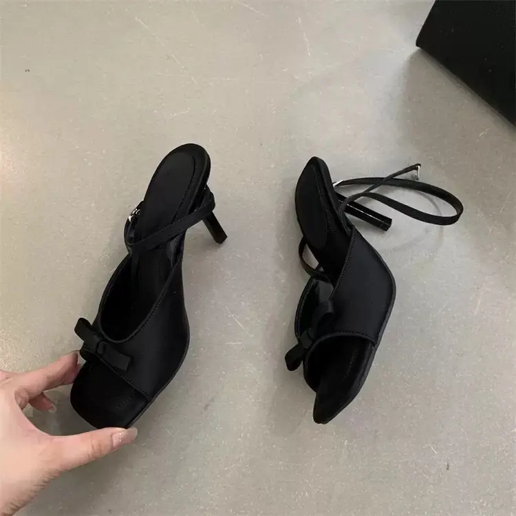 Giày sandanl mũi vuông NƠ TẦNG DÂY HẬU H90 gót cao 7cm