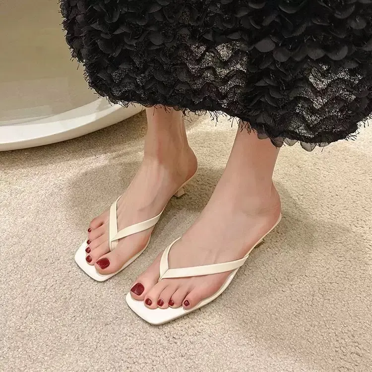 Giày cao gót mũi vuông KẸP SỎ NGÓN gót cao 7cm hoạ tiết chấm bi 
